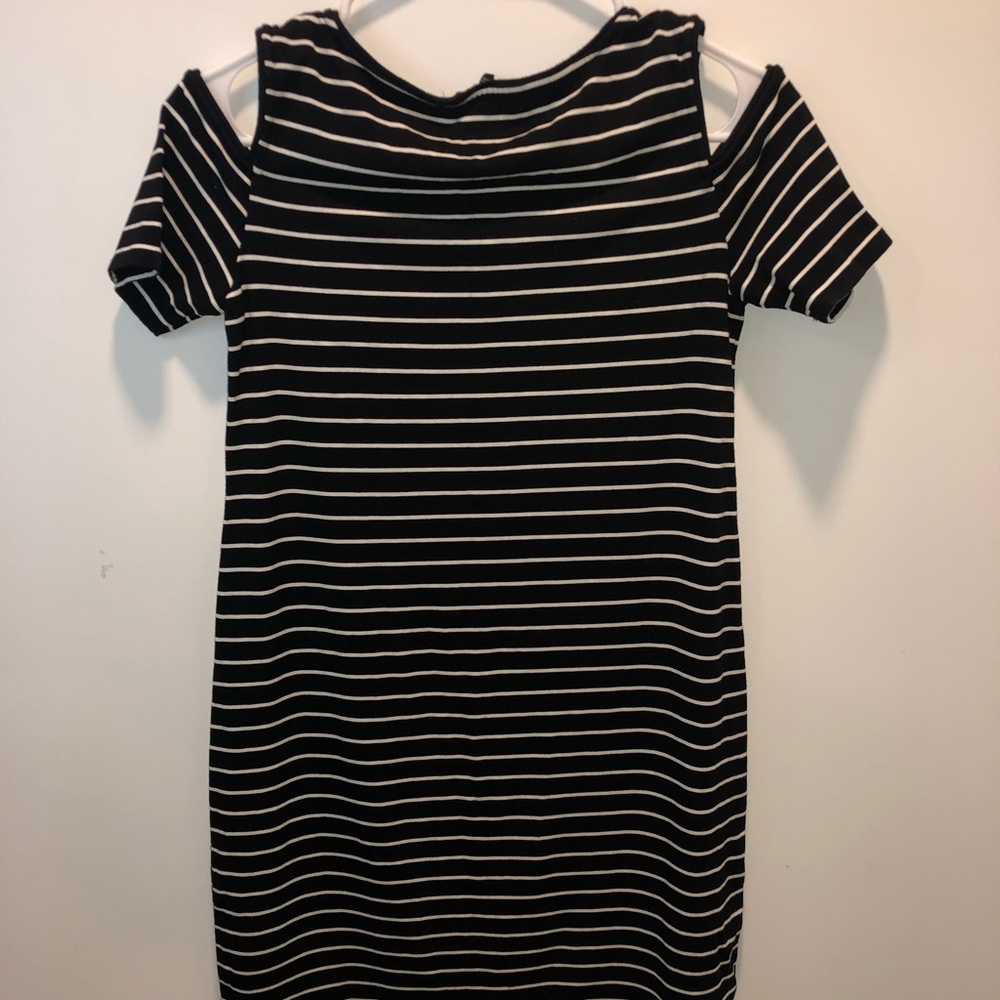 Shift Dress - Picture 5 of 7